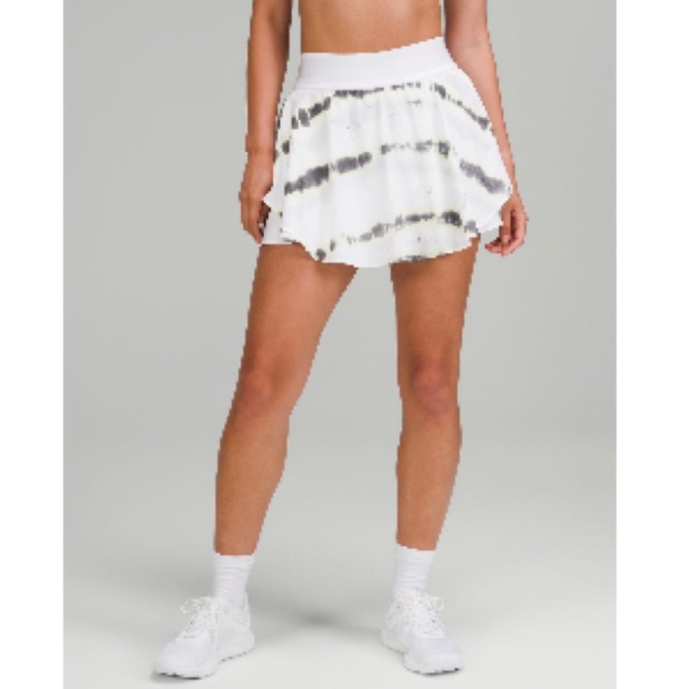 NWT Lululemon Court Rival HR Transverse Skirt long size 4 Design for running.